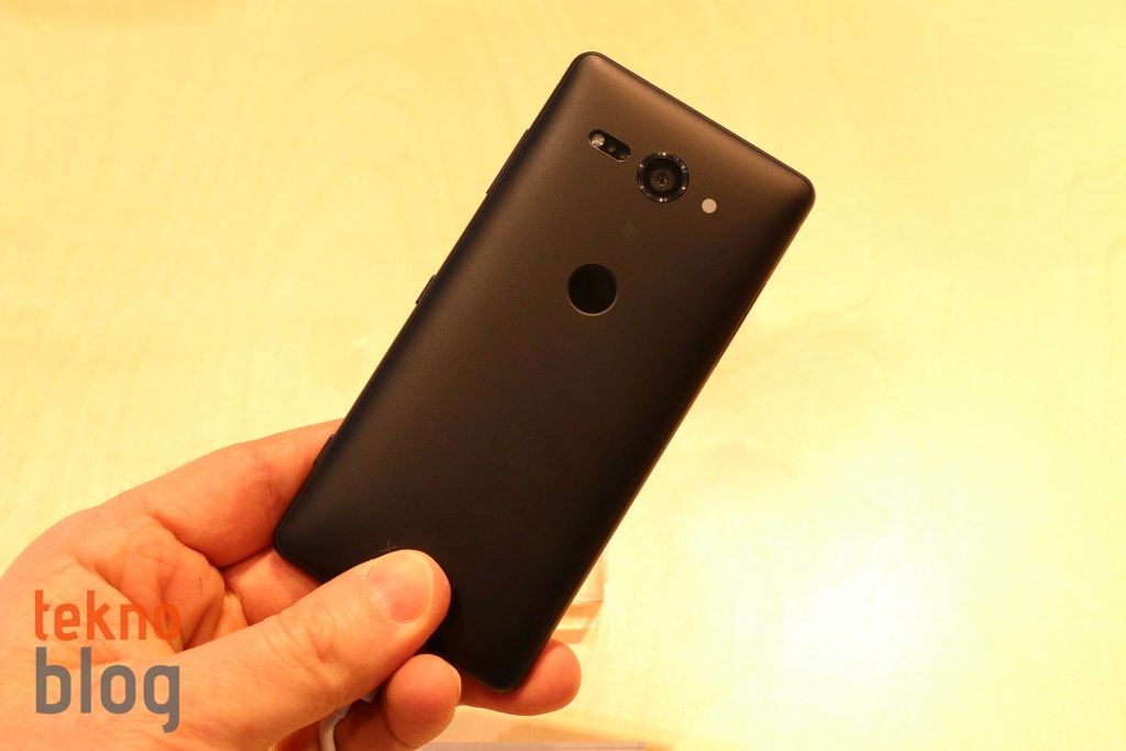 Sony Xperia XZ2 ve Xperia XZ2 Compact Ön İnceleme – Video