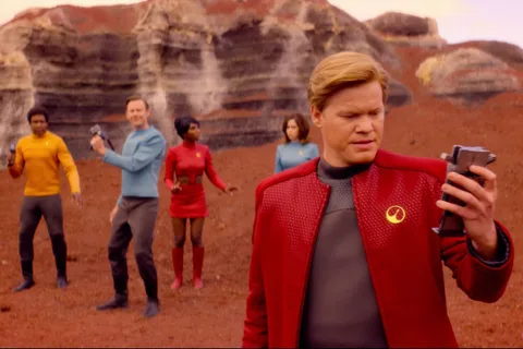 Black Mirror’ın beşinci sezonunun geleceği doğrulandı