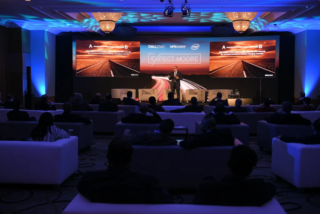 Dell EMC Executive Summit etkinliğinde dijital dönüşümde başarının formüllerini paylaştı