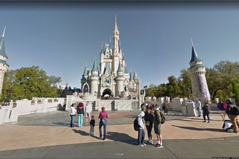 Google Street View ile Disney’in eğlence parkları sanal olarak gezilebilecek