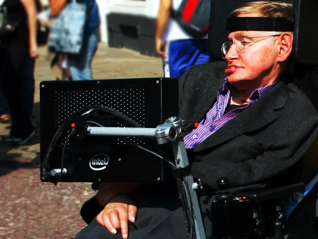 Stephen Hawking 76 yaşında hayatını kaybetti