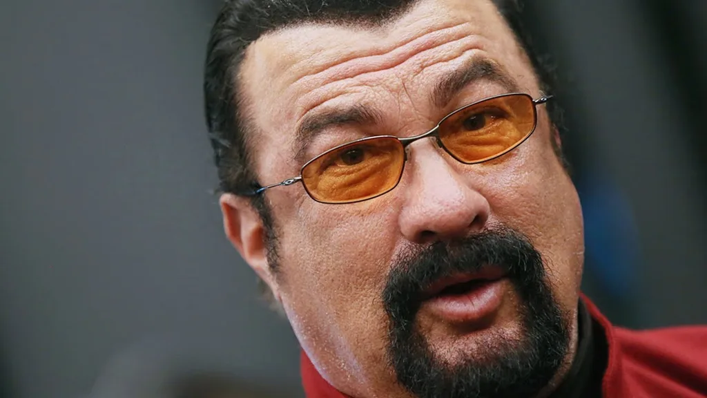 Steven Seagal Bitcoiin’in marka elçiliğini bıraktı