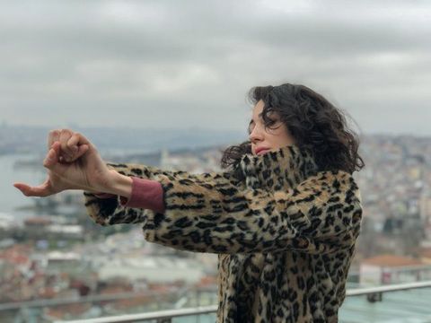 Tuğçe Altuğ - Kelebekler