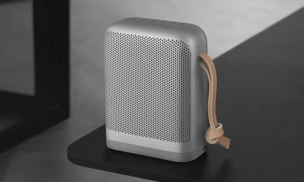 BeoPlay P6 hoparlör 16 saatlik pil ömrüyle kesintisiz müzik vadediyor