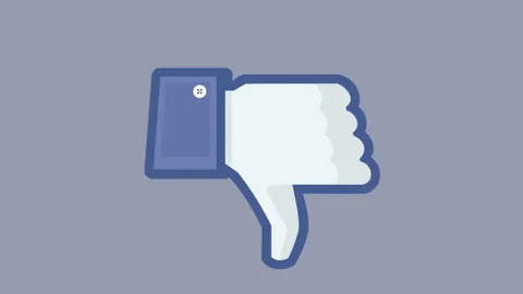 Facebook yorumlarda oy ve karşı oy düğmelerini dağıtmaya başladı