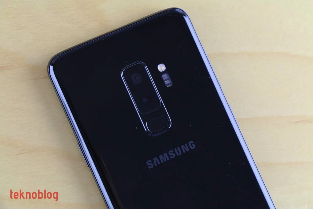 Samsung Galaxy S10 da üç arka kamerayla gelebilir