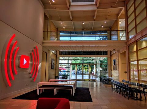 YouTube’un Kaliforniya’daki merkezinde silahlı saldırı olayı meydana geldi