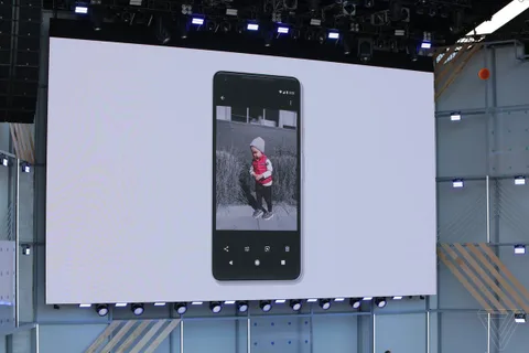 Google Fotoğraflar siyah-beyaz fotoğrafları otomatik olarak renklendirecek
