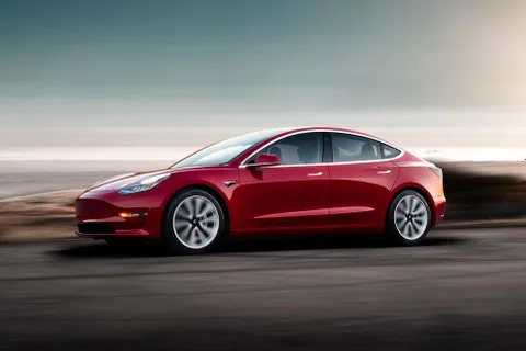 Tesla Model 3 geçtiğimiz ay Avrupa’da en çok satan otomobil oldu