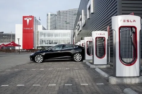 Tesla Türkiye genelinde şarj istasyonları kurmayı planlıyor