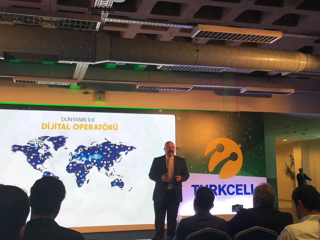 Turkcell Global Bilgi Diyarbakır Çağrı Merkezi 10 yaşında