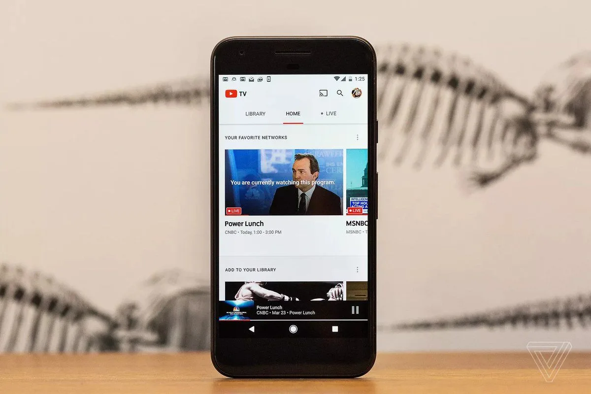 YouTube Red abonesi olmayan Android kullanıcıları için resim içinde resim özelliğini test ediyor