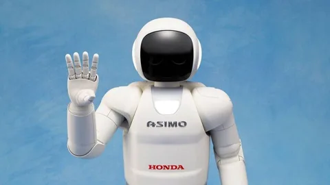 Honda’nın ünlü robotu Asimo emekliye ayrılıyor