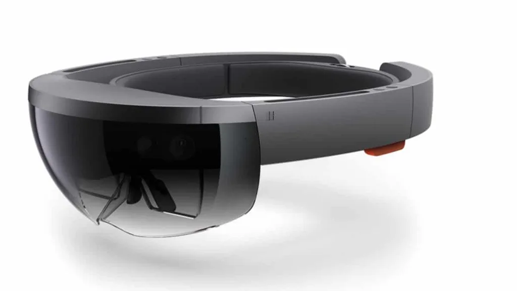 Microsoft karma gerçeklik biriminde yeniden yapılanma kapsamında çalışan sayısını azaltıyor