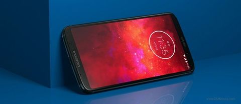 Moto Z3 Play tanıtıldı: 6 inç ekran, Snapdragon 636 işlemci