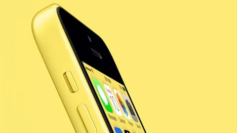 Yeni iPhone için renk seçenekleri arasında sarı ve boz kahverengi olabilir