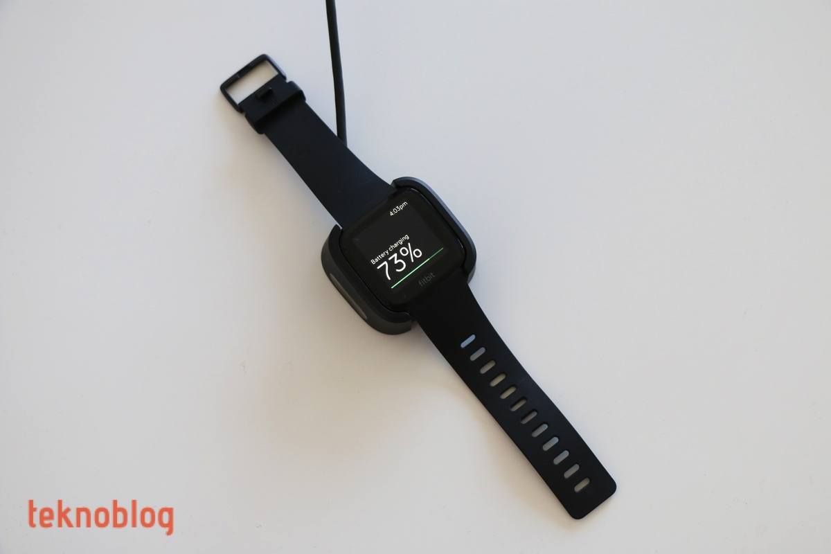 Fitbit Versa İncelemesi