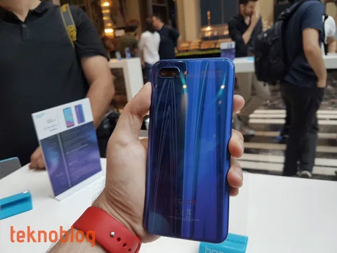 Honor 20 Pro ile yakında tanışabiliriz