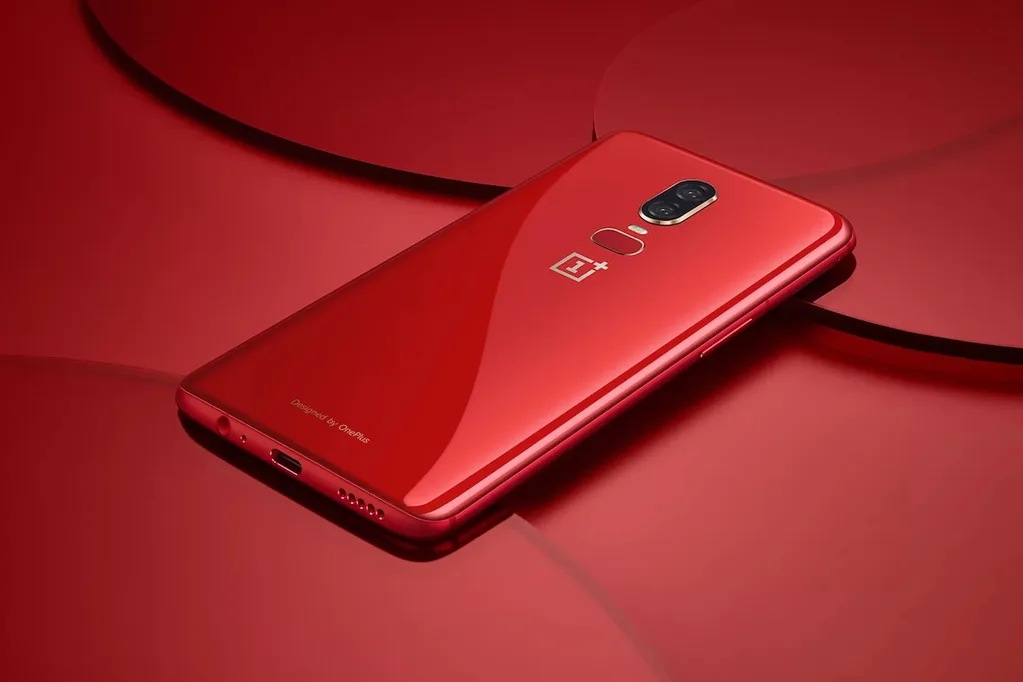 Kırmızı OnePlus 6 satışa sunuluyor