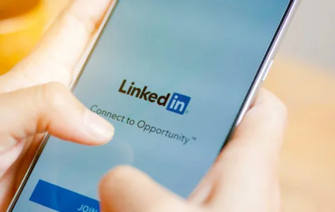 Microsoft LinkedIn’in Çin’deki faaliyetlerine son veriyor