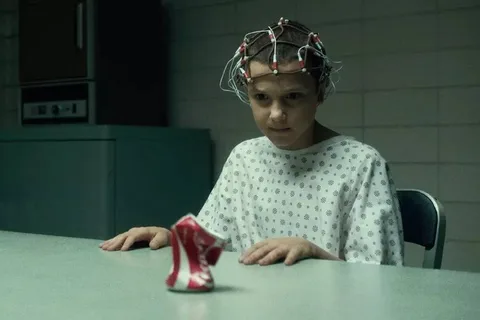Netflix’e göre Stranger Things’in üçüncü sezonu beklemeye değer olacak