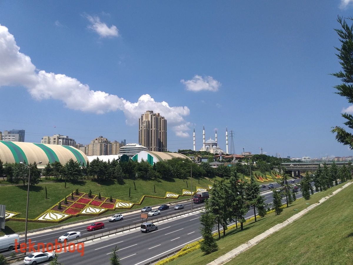 Samsung Galaxy A6+ İncelemesi