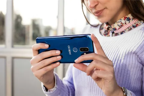 Alcatel 3V Türkiye’de satışa sunuldu