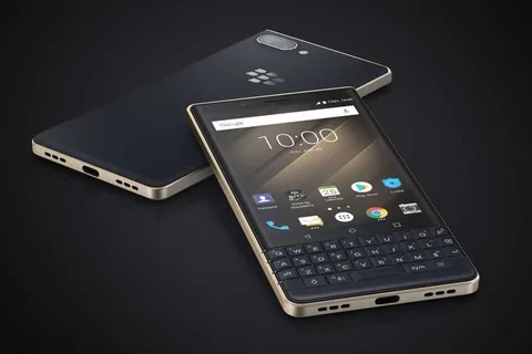 Yeni BlackBerry telefon bekleyenlere kötü haber