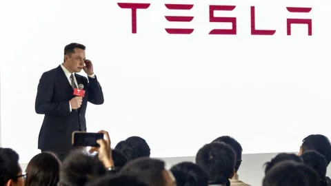 Elon Musk Tesla’yı Apple’a satmak istemiş