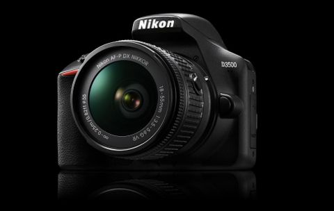 Nikon D3500 ile akıllı telefonun ötesine gitmek isteyenlere sesleniyor