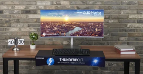 Samsung’dan Thunderbolt 3 destekli kavisli QLED monitörler