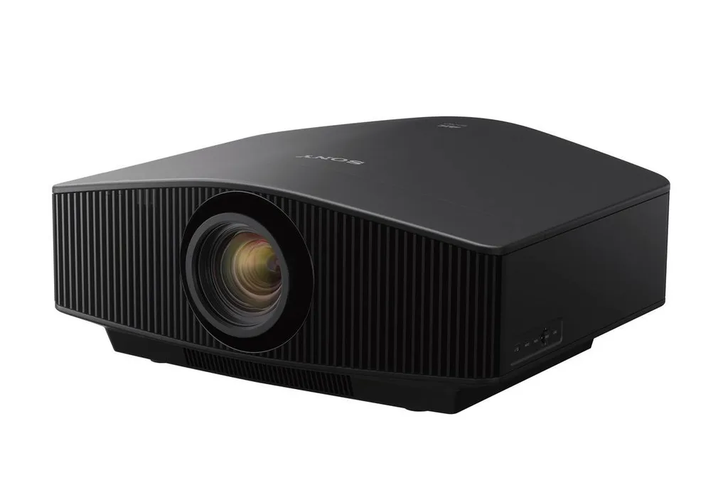 Sony 4K projektör portföyünü üç yeni modelle büyütüyor