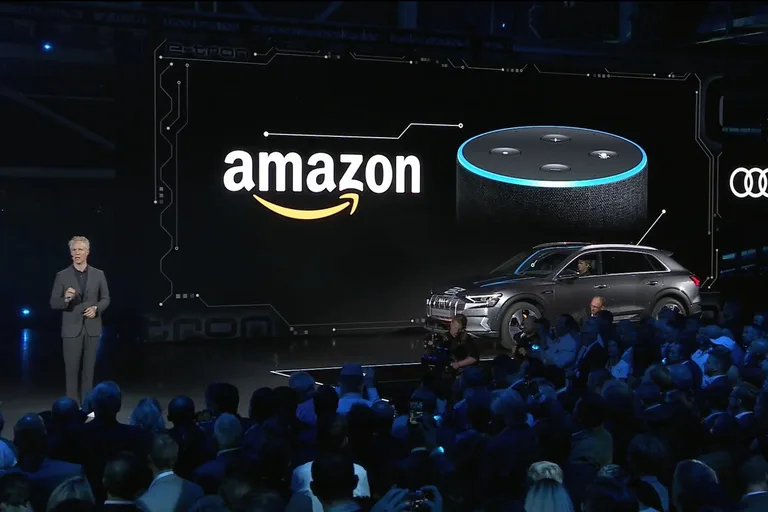 Audi E-tron yüksek teknolojik özelliklerinin arasına Alexa desteğini ekledi