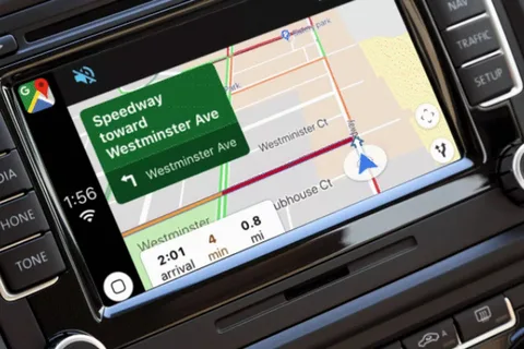 Google Haritalar iOS 12 ile birlikte CarPlay’e geldi