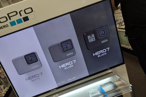 GoPro Hero 7 bir mağazanın tanıtım ekranında görüldü
