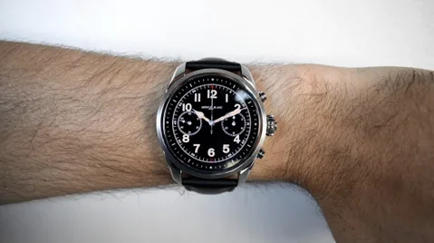 Montblanc Summit 2 Snapdragon Wear 3100 ile gelen ilk saat olacak