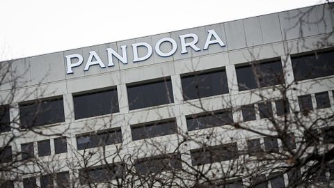 pandora siriusxm