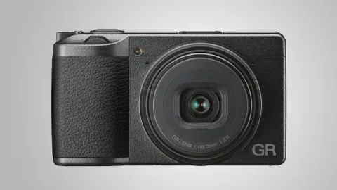 Ricoh GR III hafif bir kasa ve yeni bir sensörle birlikte geliyor