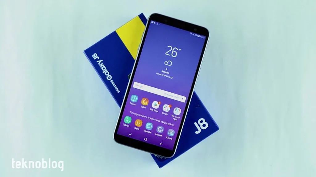 Video: Samsung Galaxy J8 Kutusundan Çıkıyor (Ön İnceleme)