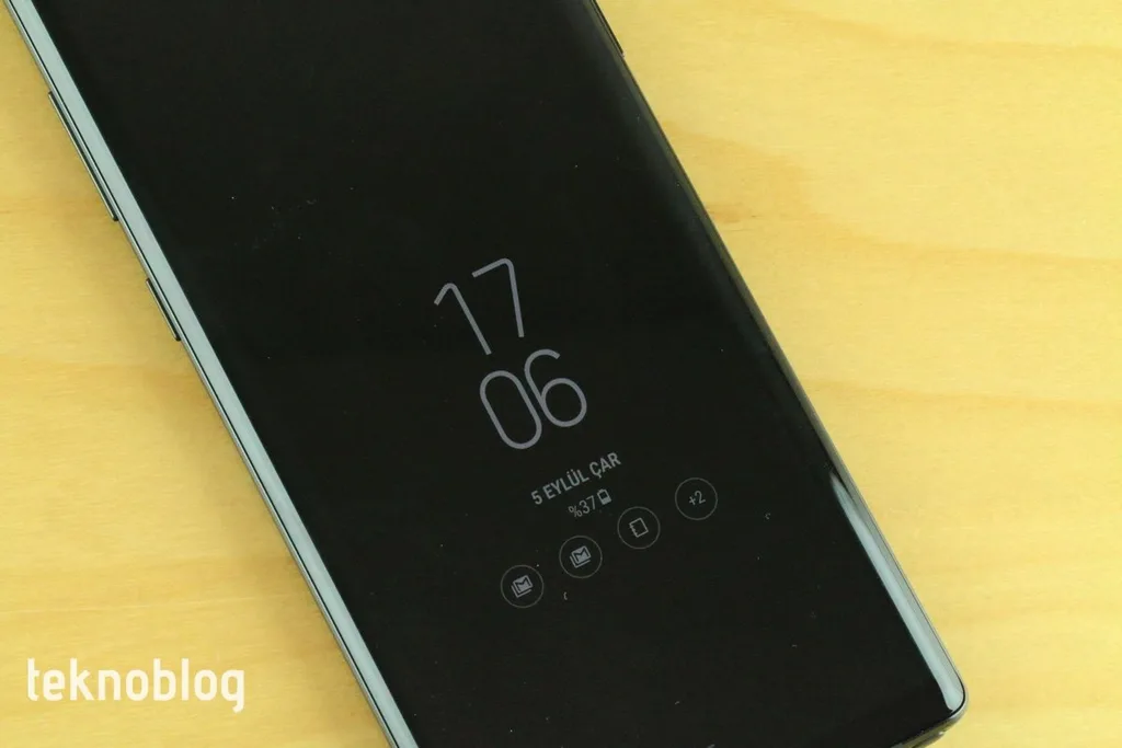 Galaxy Note 10 daha büyük olacak