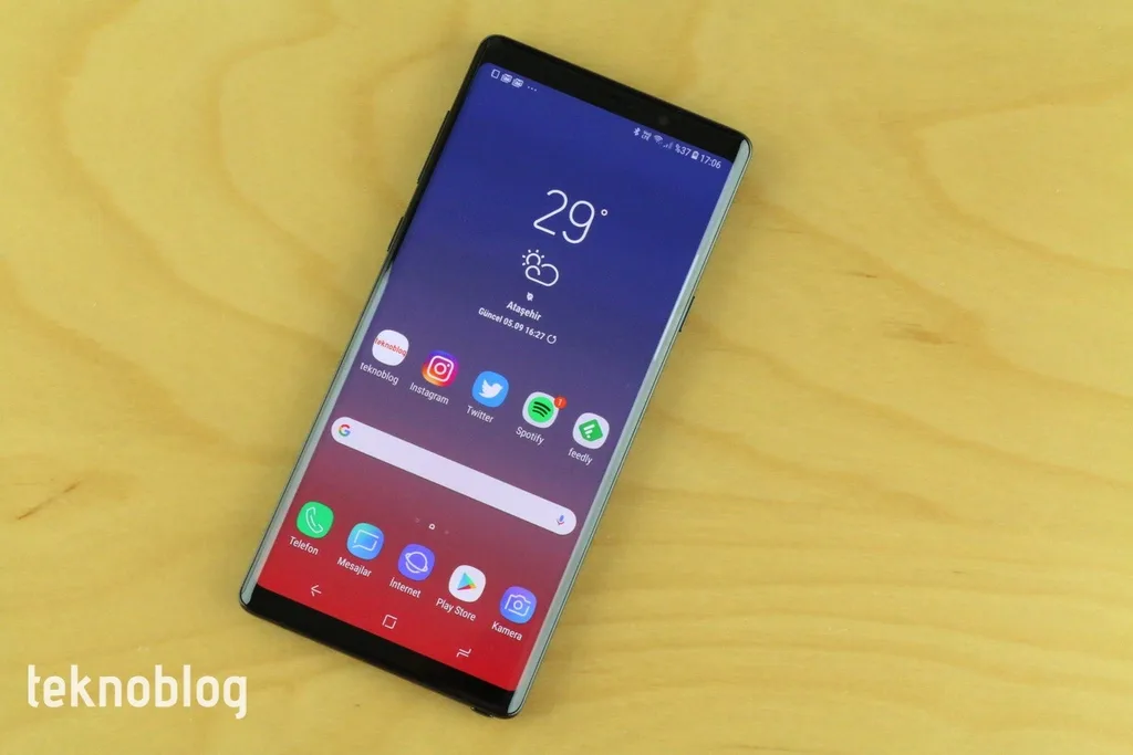 Samsung Galaxy F Gorilla Glass korumasına sahip olmayacak