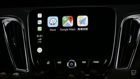apple carplay waze