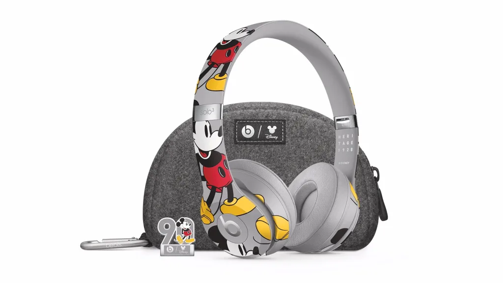 Beats Mickey Mouse’un 90. yaş günü için özel Solo3 kulaklık hazırladı