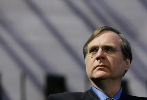 Microsoft kurucularından Paul Allen hayatını kaybetti