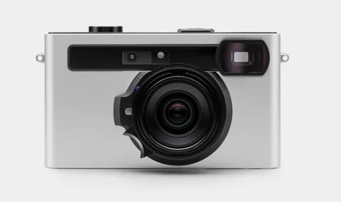 Pixii Leica M lenslerini destekleyen ve akıllı telefon odaklı ilginç bir kamera