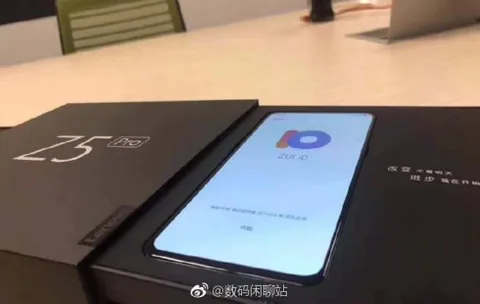 Lenovo Z5 Pro sızıntısı kızaklı kamera ve çentiksiz ekranı doğruluyor