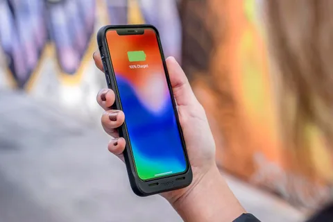 Mophie ilk iPhone X şarj kılıfını satışa sundu