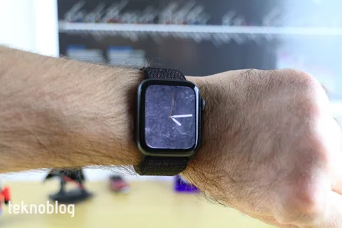 2018’de akıllı saat satışları patladı, Apple yine zirveyi bırakmadı