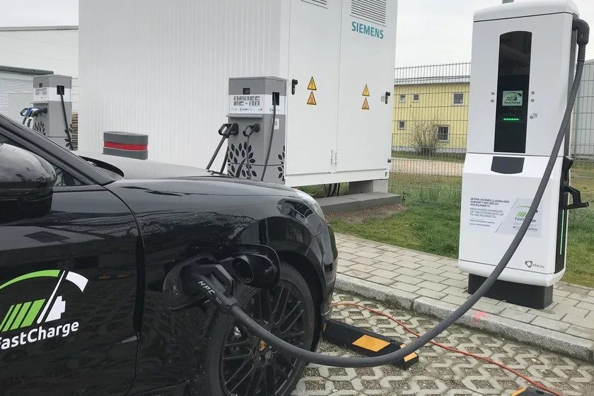 FastCharge Tesla Supercharger’a kıyasla 3 kat daha hızlı şarj vadediyor