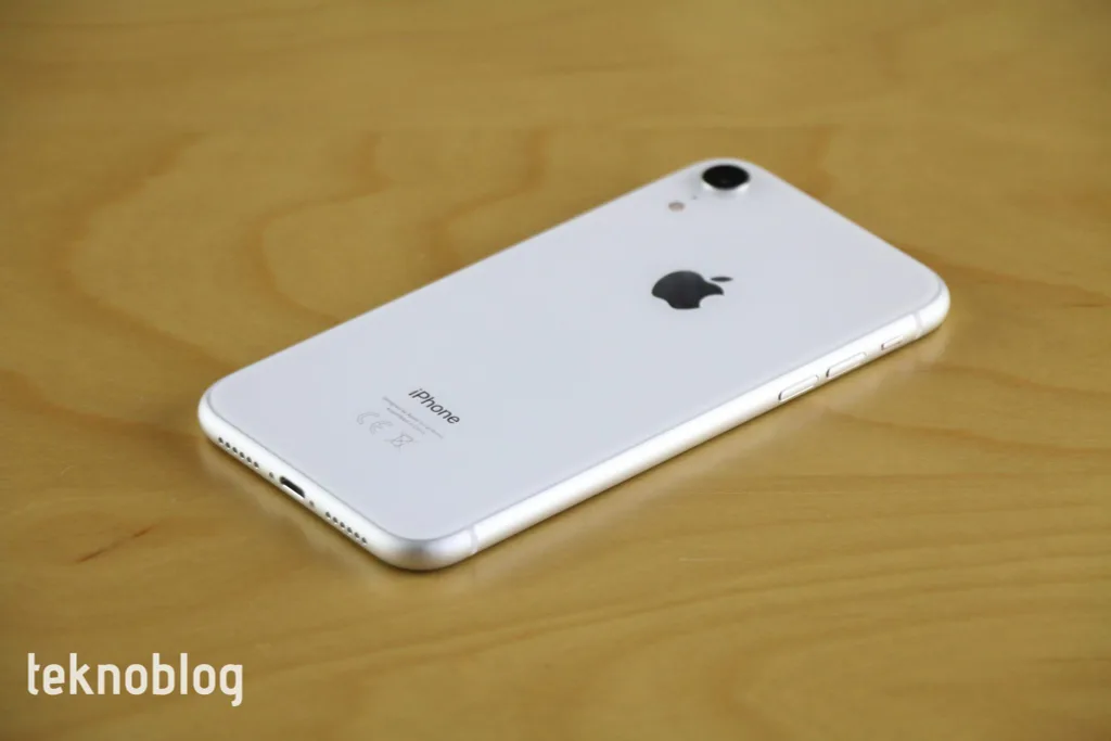 Yeni iPhone XR’da hücresel bağlantı hızı iki katına çıkabilir